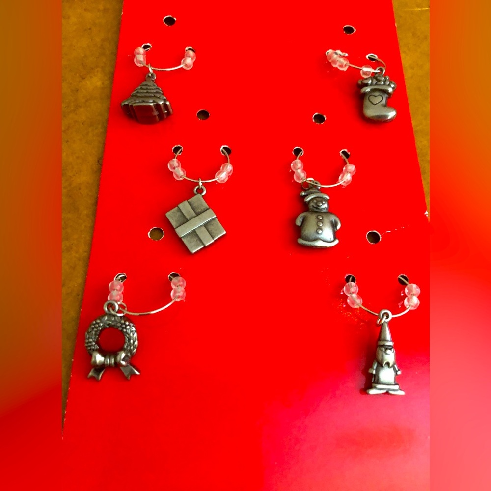 5 for $25 Set of ring wine glass charms